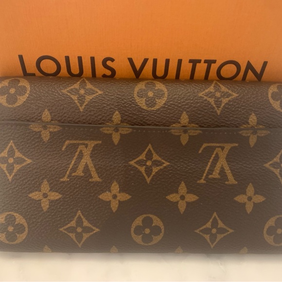 LOUIS VUITTON Sarah Wallet and WOC Monogram Coated Canvas Rose Ballerine Pink - Picture 10 of 13